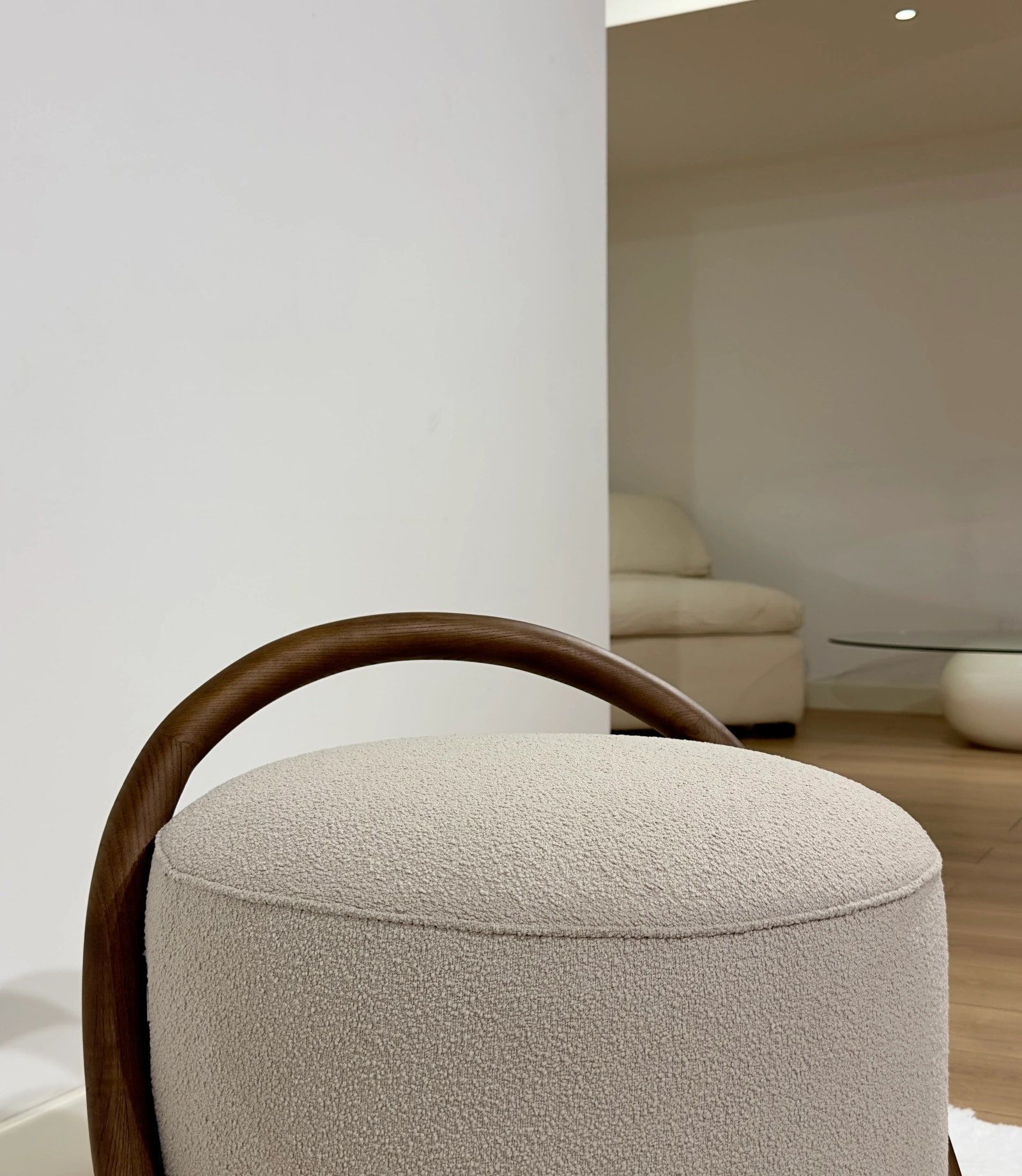 Oak Pouf