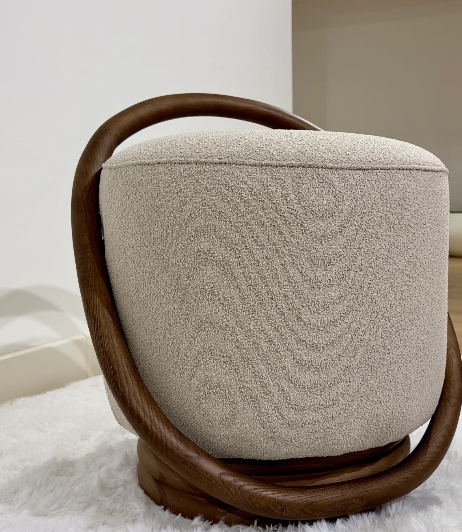 Oak Pouf