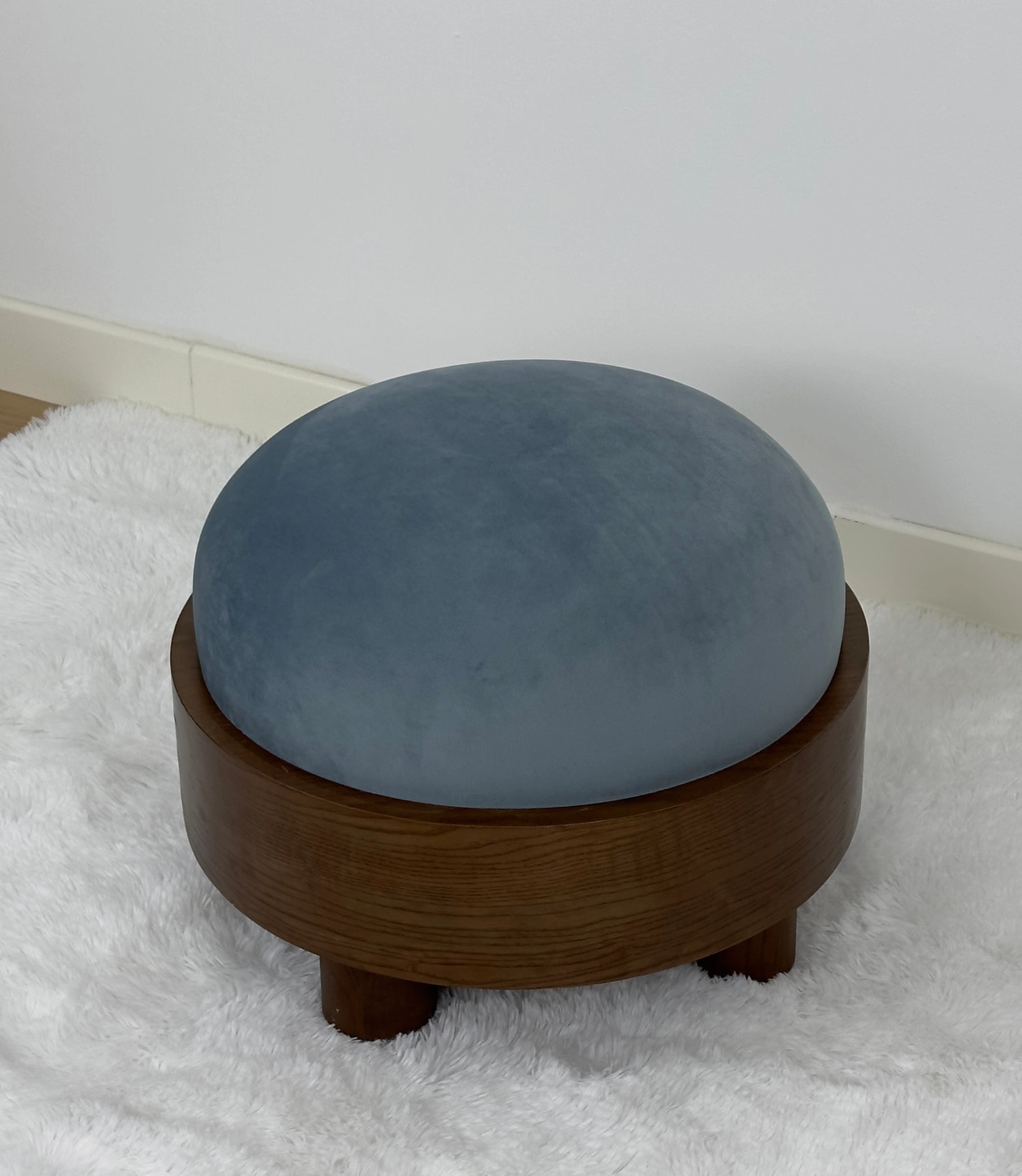 Blue Pouf